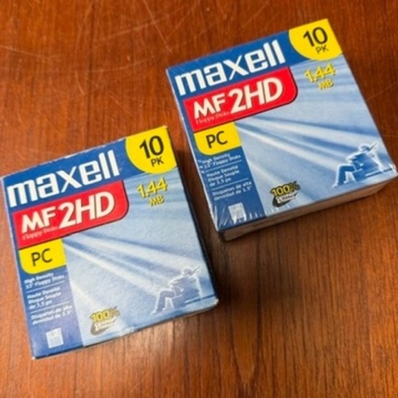 Maxell Other - Maxell MF2HD 3.5 High Density Floppy Disks 1.44MB PC 10-Pack Lot of 2